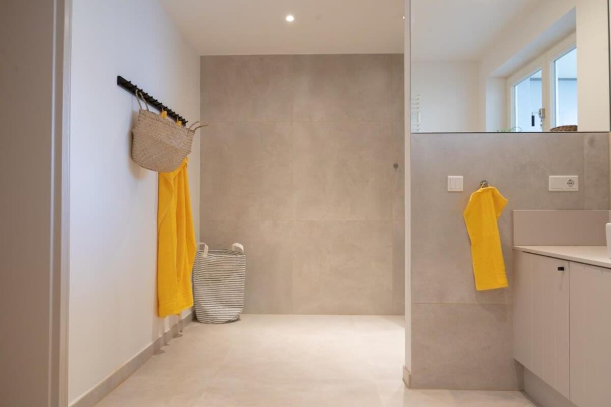 Spacious 3-Bedroom Apartment Near Eilbekpark Αμβούργο Εξωτερικό φωτογραφία