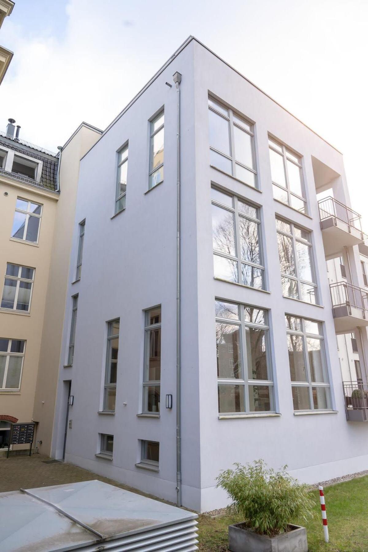 Spacious 3-Bedroom Apartment Near Eilbekpark Αμβούργο Εξωτερικό φωτογραφία